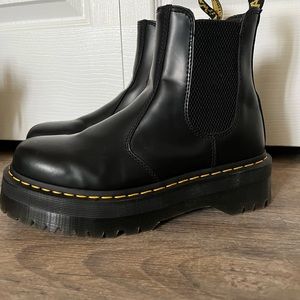Dr Martens Platform Chelsea